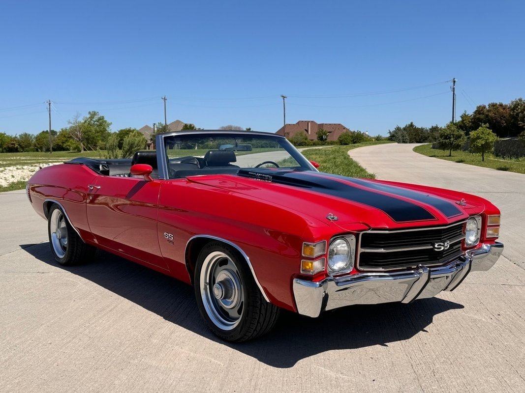 1971 Chevrolet Chevelle SS  $23,200
