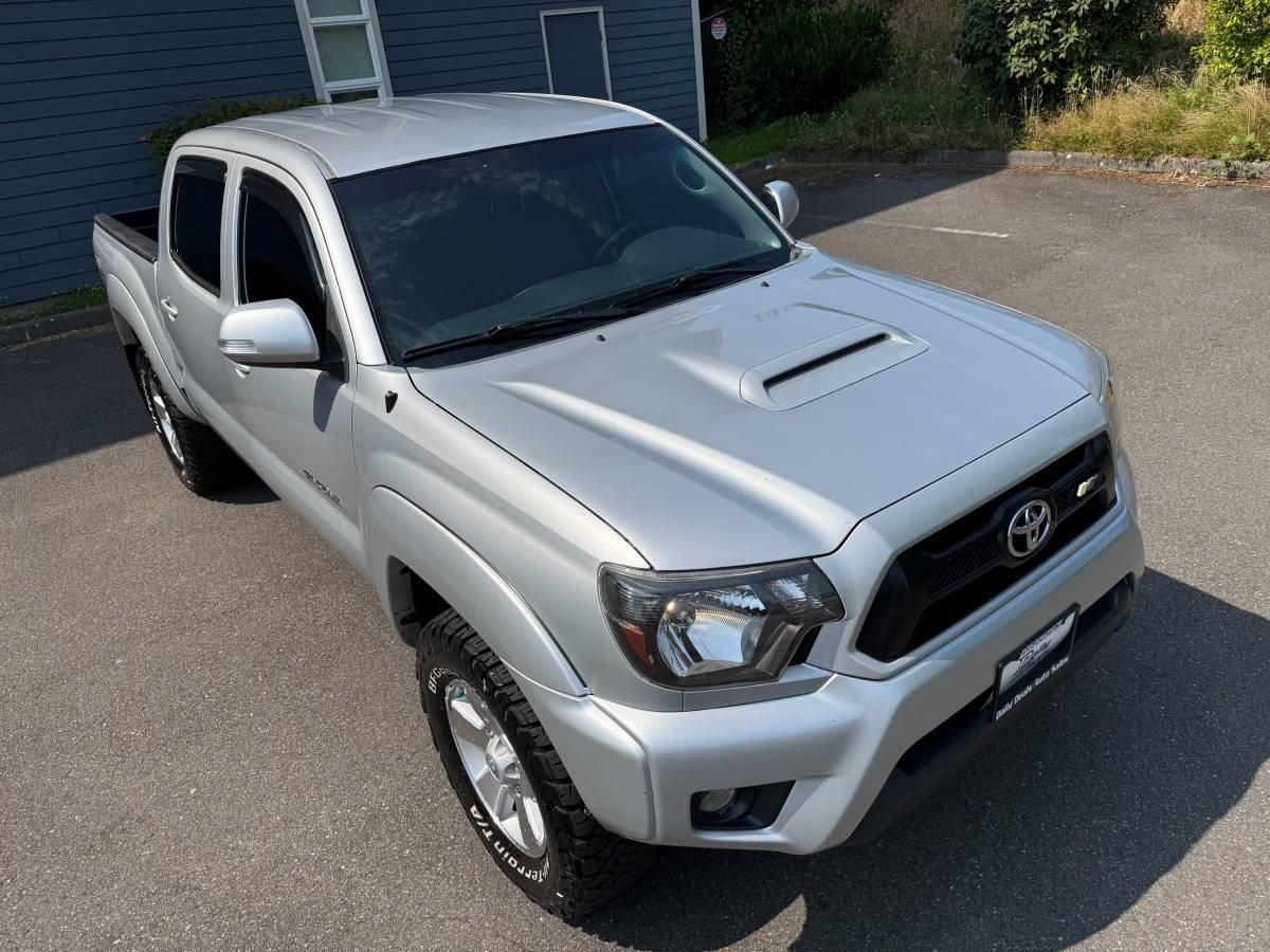 2013 Toyota Tacoma TRD Sport 4x4 in great