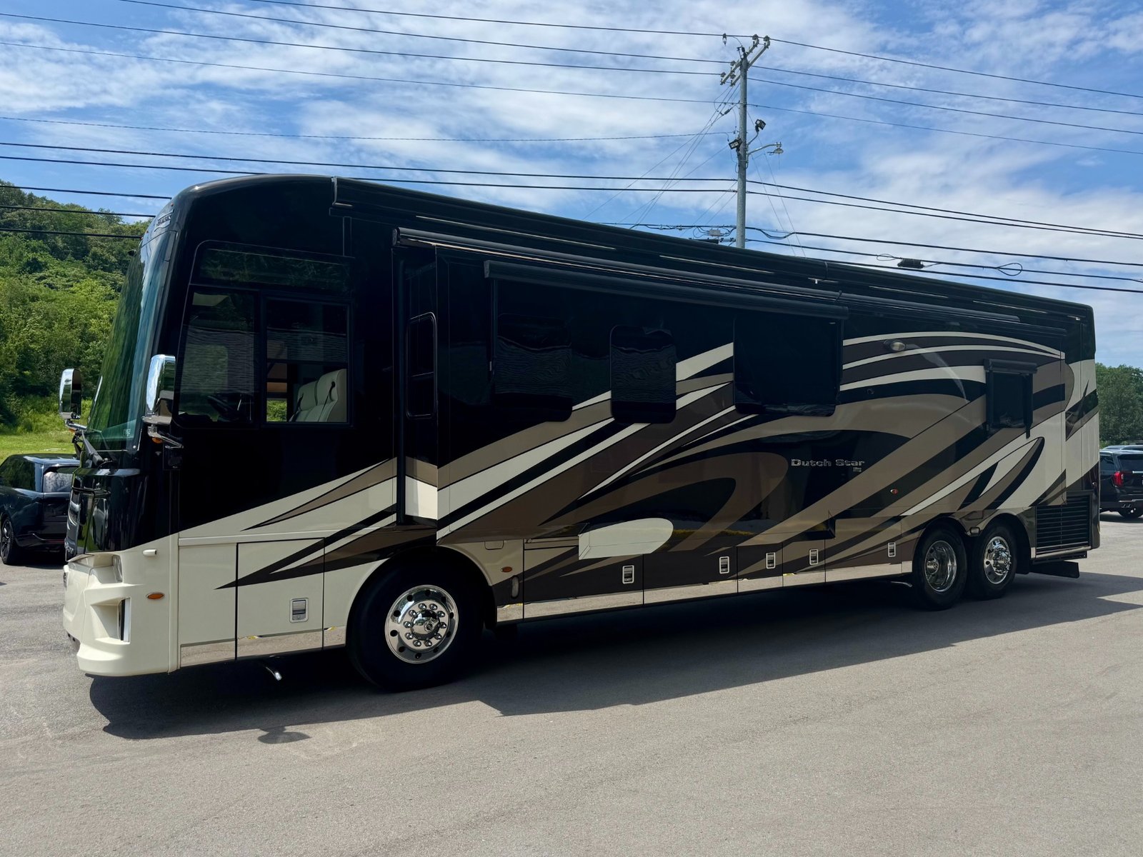 2019 Newmar Dutch Star 4018 Spartan